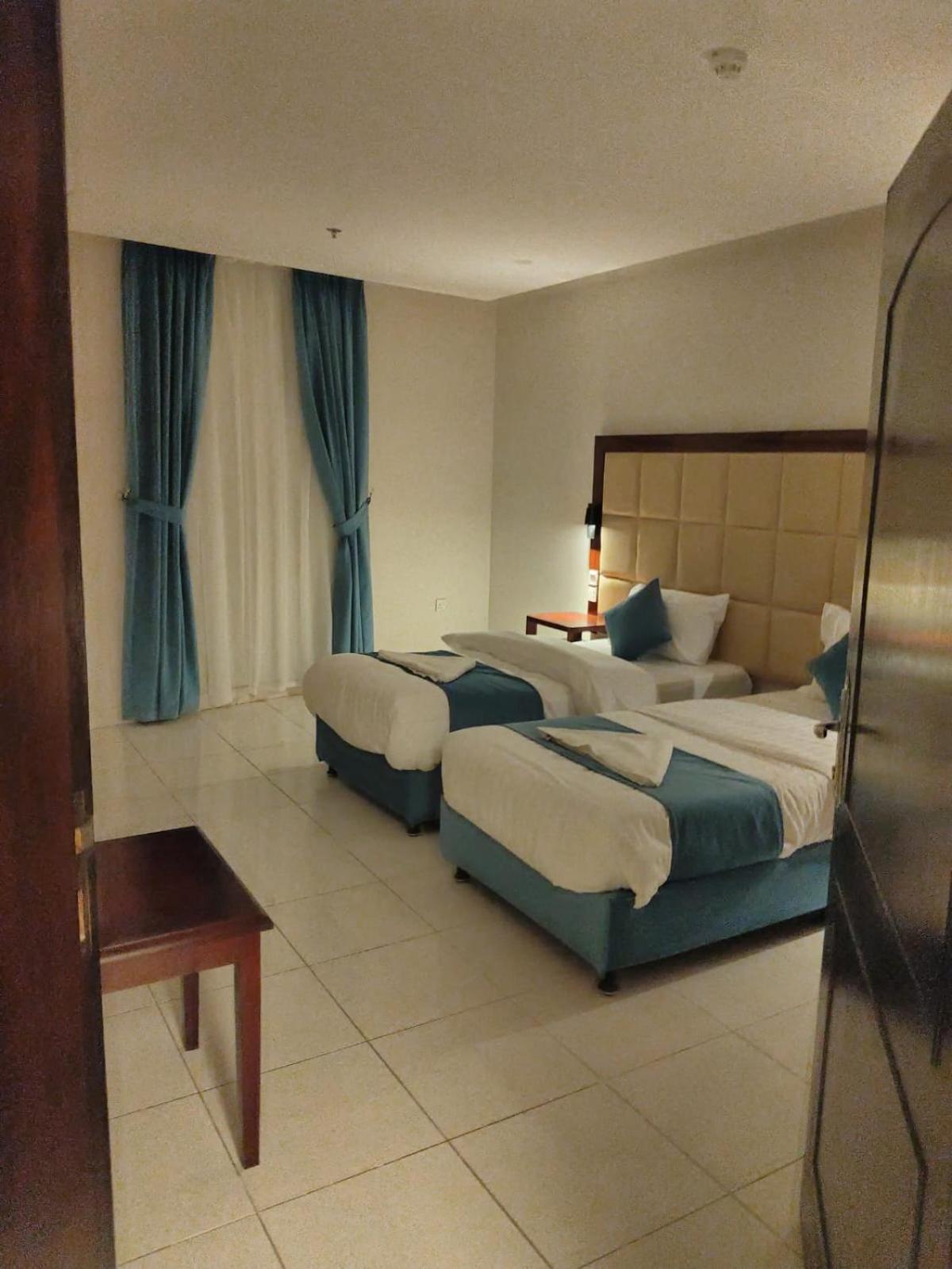 شقق اطلالة ابحر للشقق المخدومة Jeddah Exterior photo