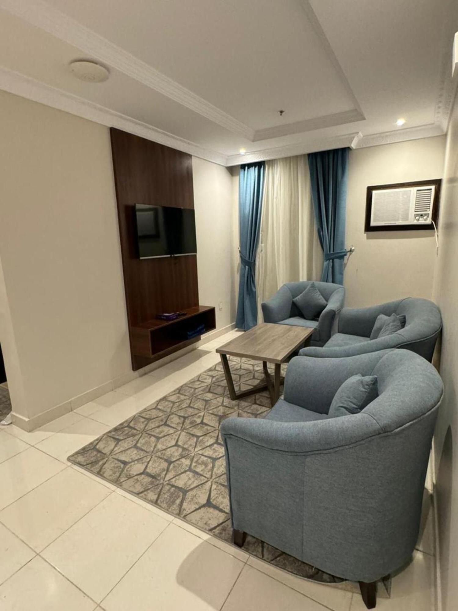 شقق اطلالة ابحر للشقق المخدومة Jeddah Exterior photo