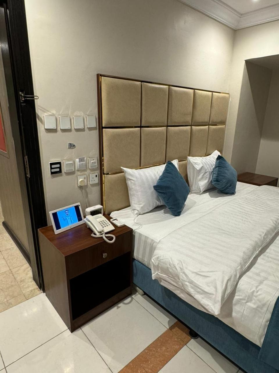 شقق اطلالة ابحر للشقق المخدومة Jeddah Exterior photo